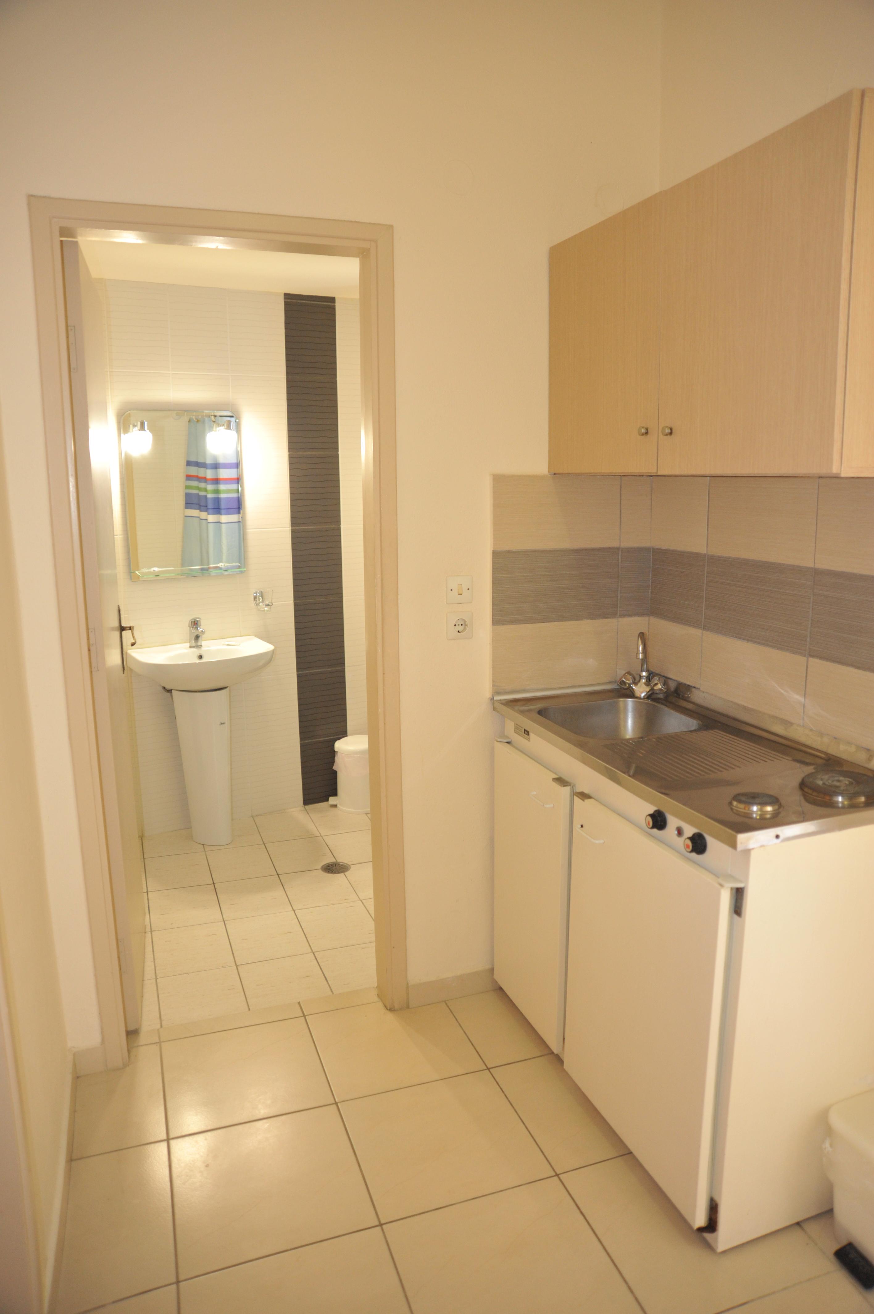 Anseli Aparthotel 2*
