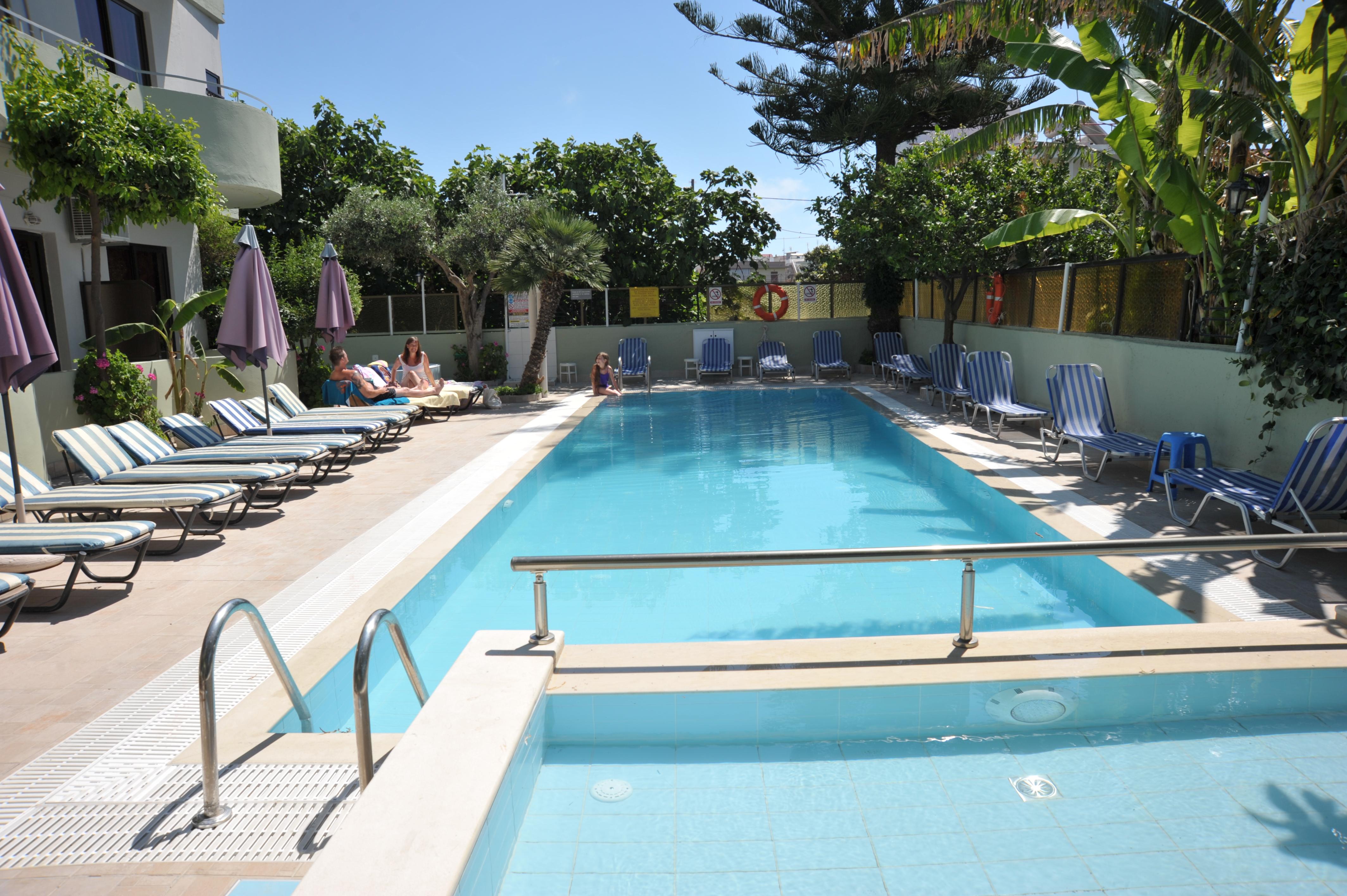 Anseli Aparthotel