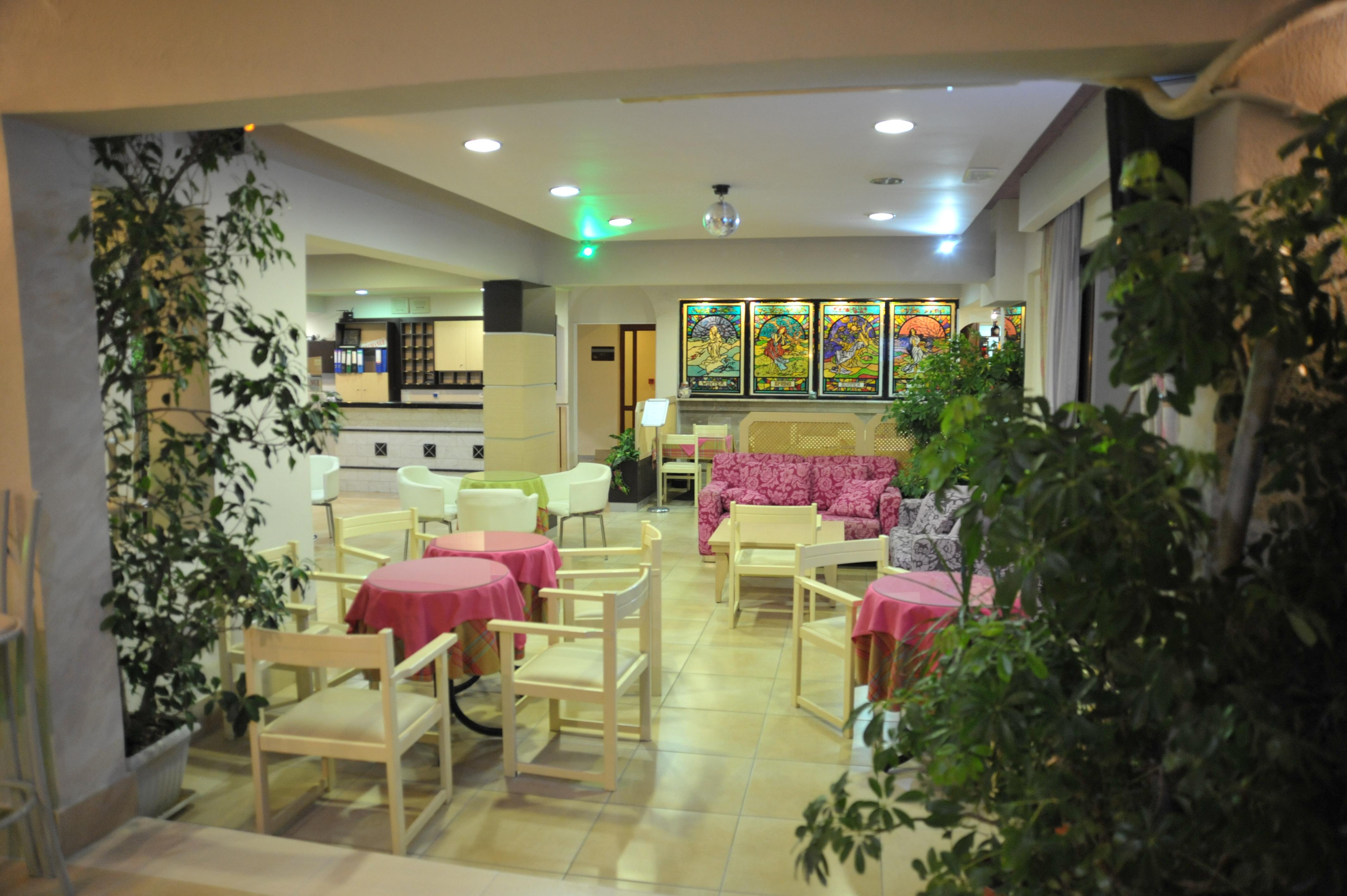Anseli Aparthotel